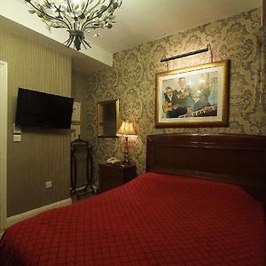 Kamer met een King Size Bed